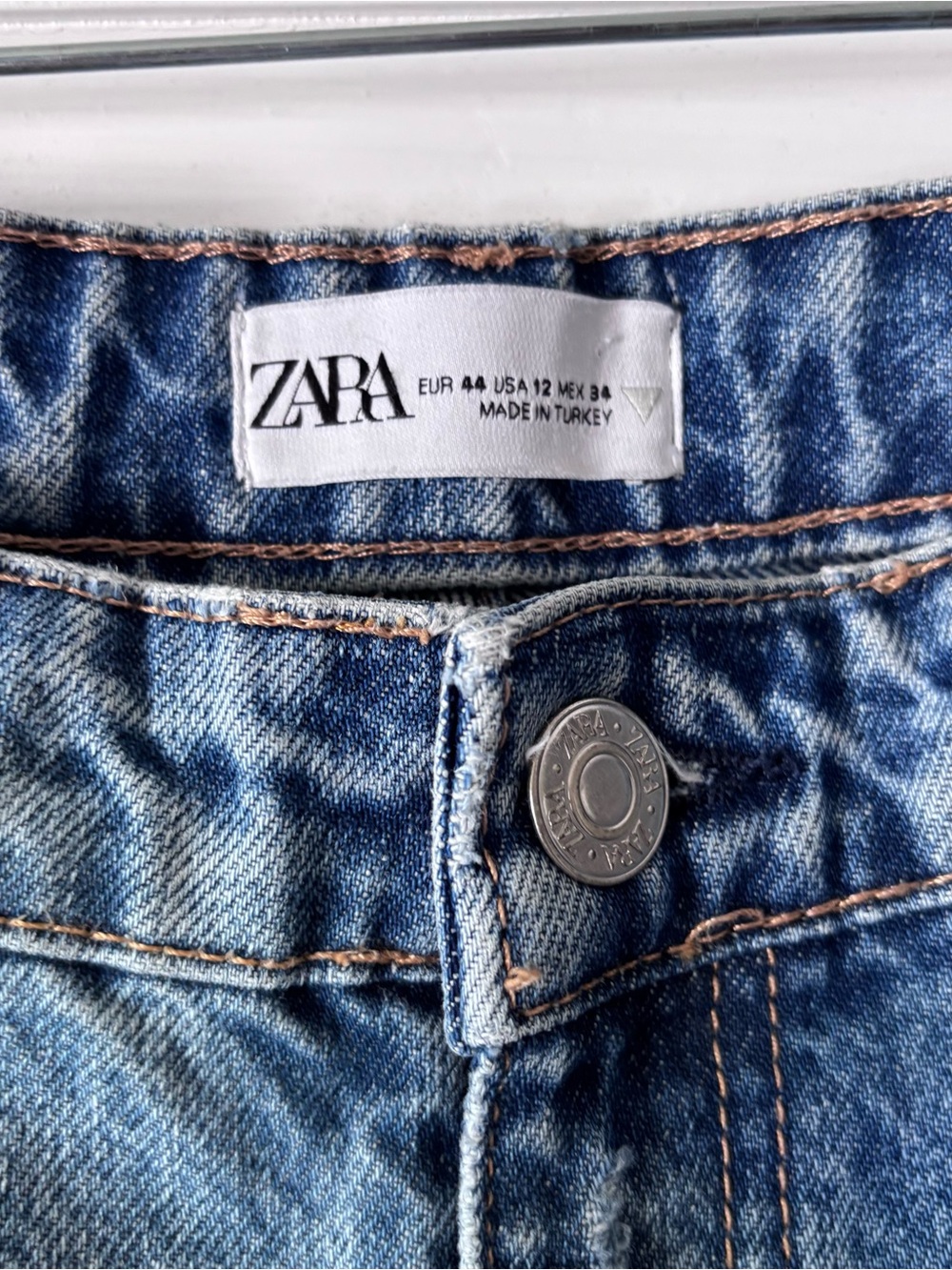 Zara Ankle Wide-leg Raw Hem Jeans - Picture 2 of 3
